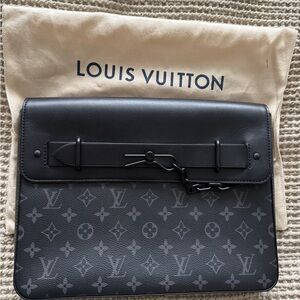 Louis Vuitton Pochette Steamer Clutch M80107 - Monogram Eclipse